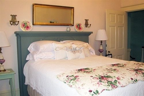 Hill Crest Bed & Breakfast Clifton Forge Exterior photo